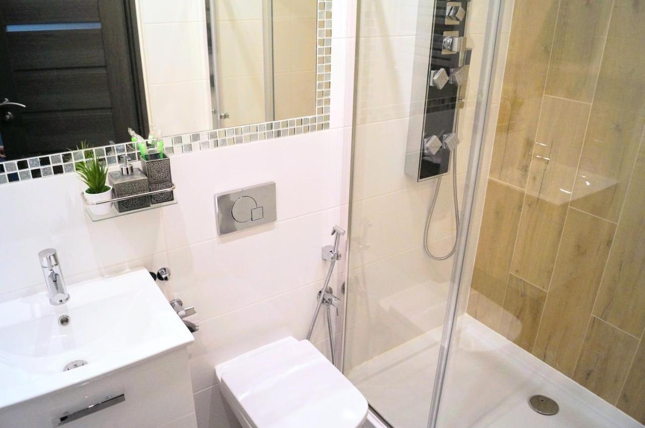 Tribeca City Center Apartments كراكوفيا المظهر الخارجي الصورة